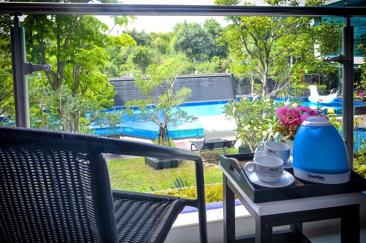 Nice Residence Hotel Huahin - Sha Extra Plus Buitenkant foto